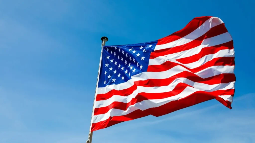 Com o IVVB11, você investe nas maiores empresas dos EUA sem sair do Brasil.