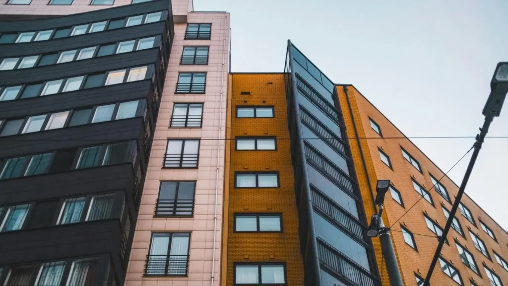 ALZR11 - Alianza Trust Renda Imobiliária - Fundos Imobiliários