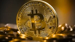 Hoje falaremos do bitcoin, a criptomoeda mais famosa do mundo.