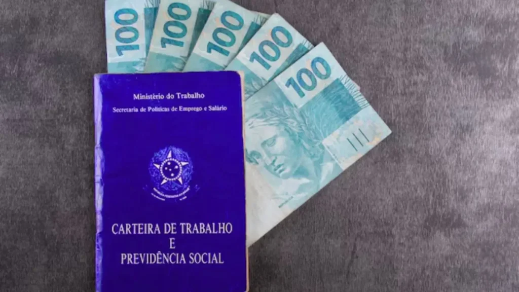 FGTS vai distribuir R$ 13 bilhões em 2025: Saiba quem recebe, Valores e Datas do pagamento!
